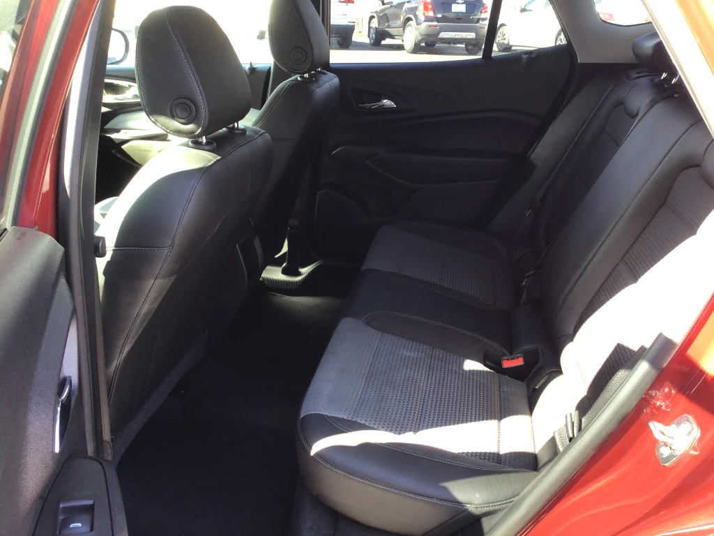 Used 2025 Crimson Metallic Chevrolet LT image 10