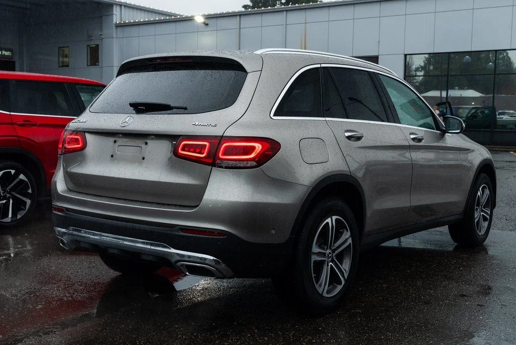 Used 2021 Gray Mercedes-Benz GLC 300 image 6