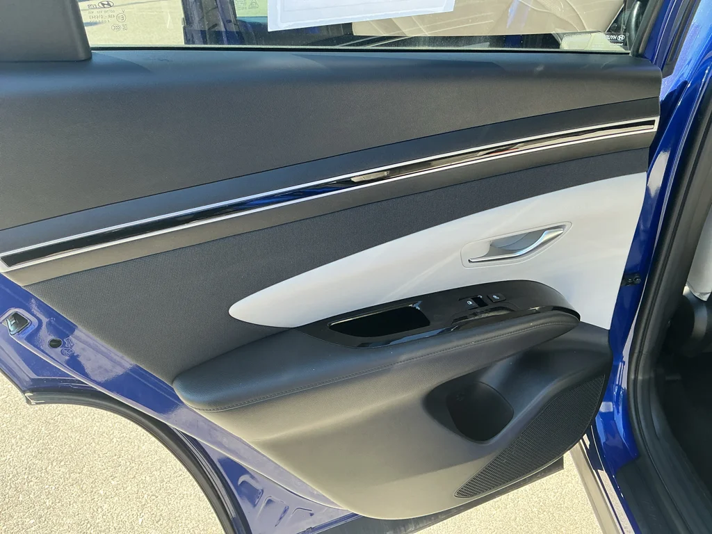 Used 2024 Intense Blue Hyundai Limited image 19