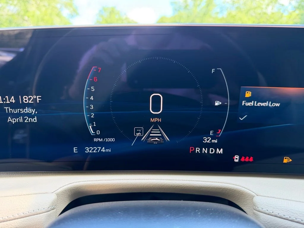 2025 Cadillac XT4 Premium Luxury - Photo 19