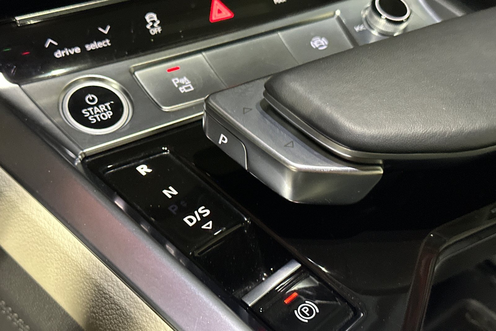 Used 2024 Chronos Gray Metallic Audi Premium Plus quattro image 21