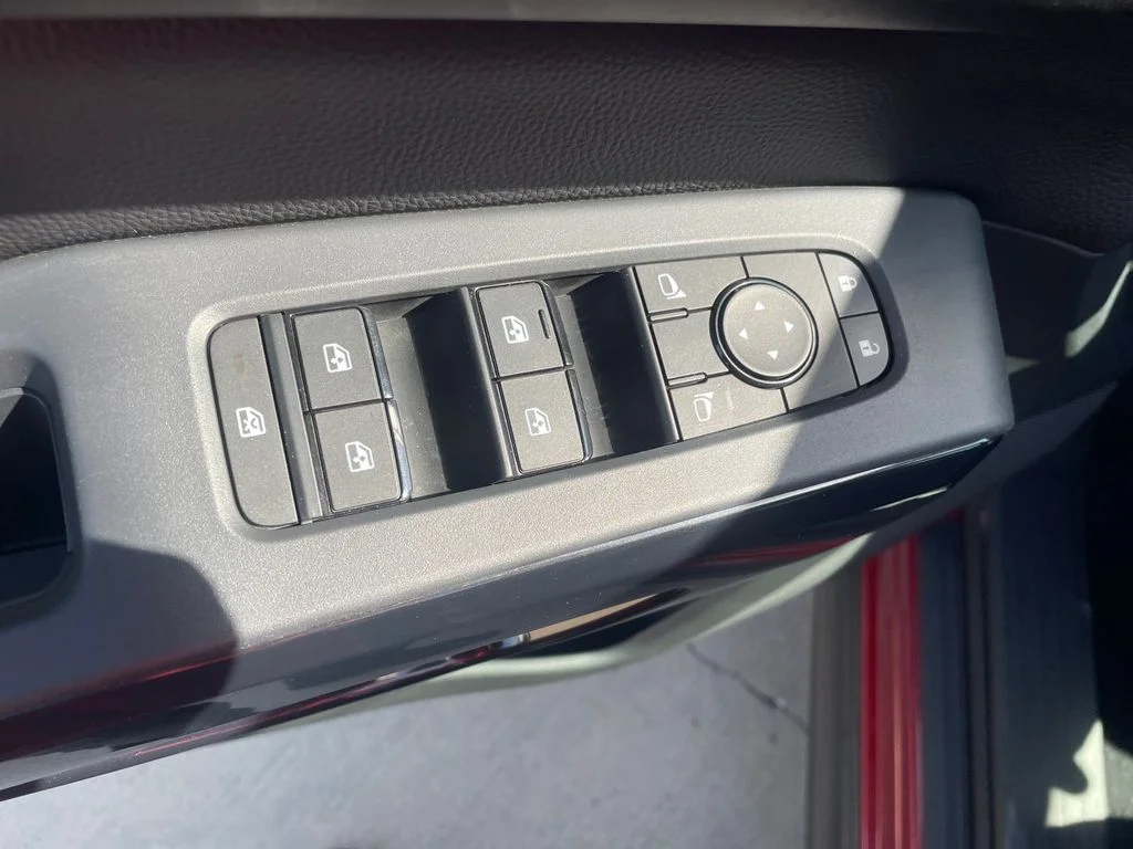 Used 2025 Red Nissan SV image 22