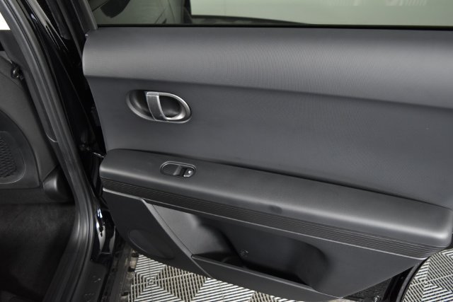 New 2026 Black Hyundai SE image 38