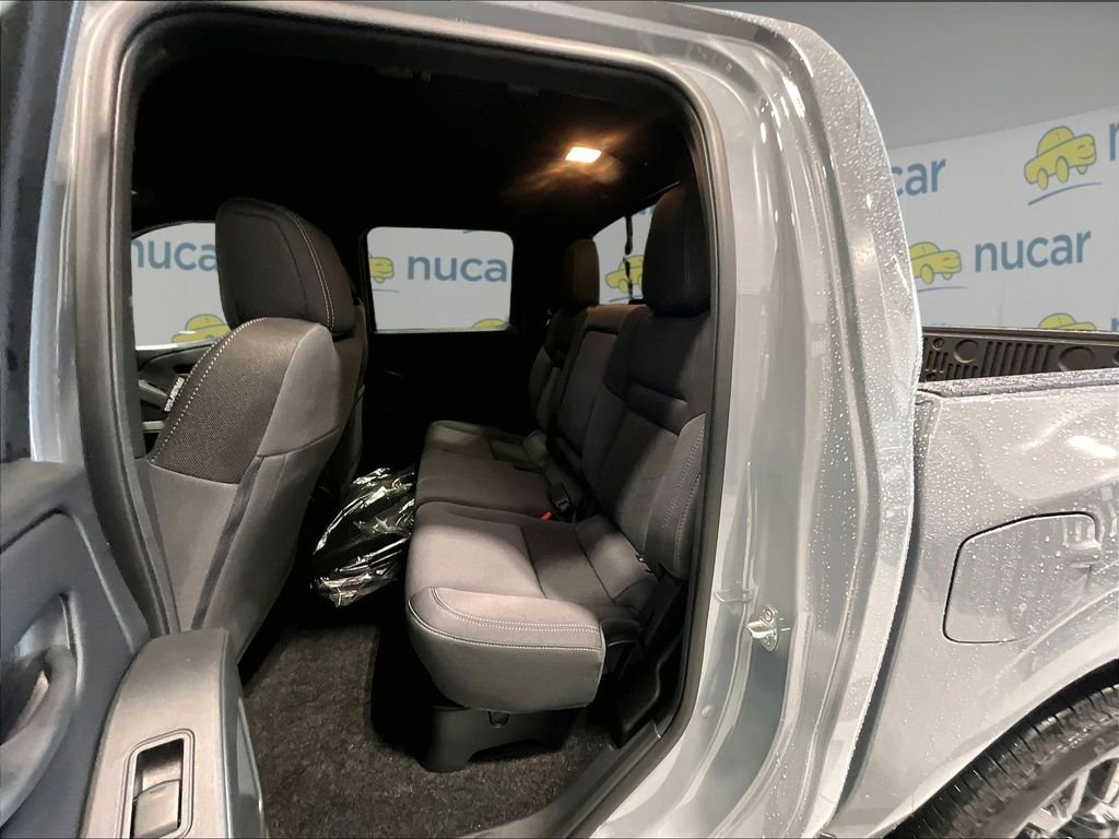 2026 Nissan Frontier — photo 10