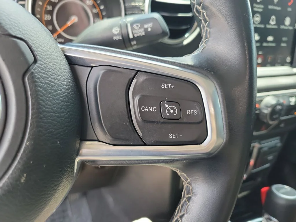 Used 2021 Black Clearcoat Jeep Overland image 19