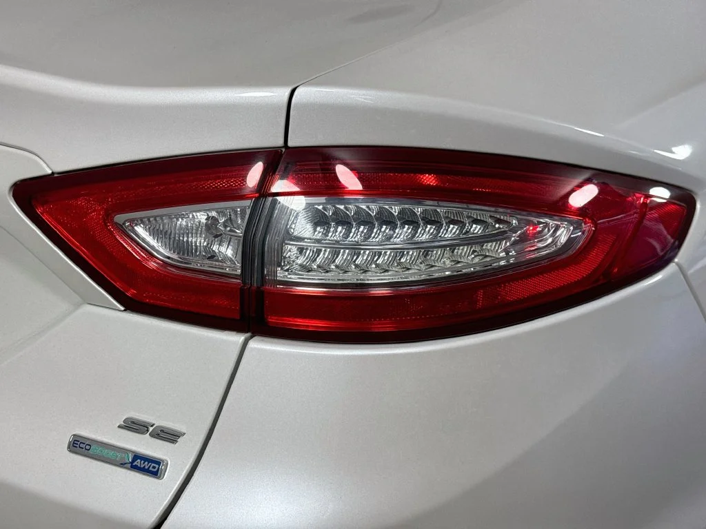 Used 2016 White Ford SE image 32