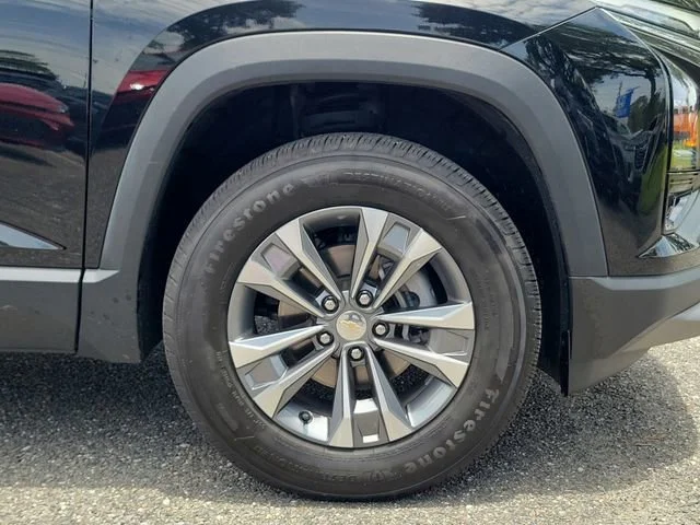 2025 Chevrolet Equinox LT - Photo 6