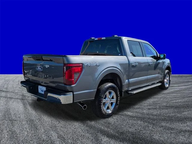Certified Used 2025 Carbonized Gray Metallic Ford XLT image 4