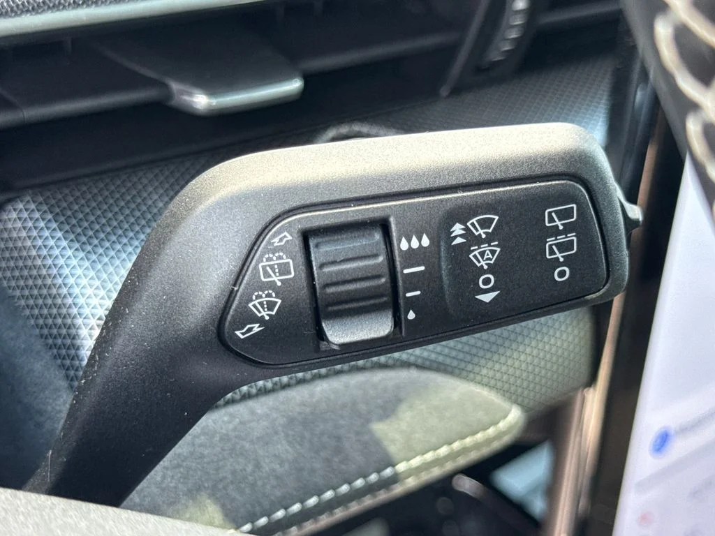 Used 2024 Green Metallic Ford GT image 38
