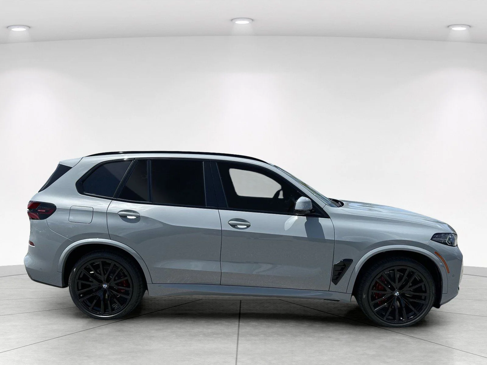 New 2026 Brooklyn Grey Metallic BMW sDrive40i image 3