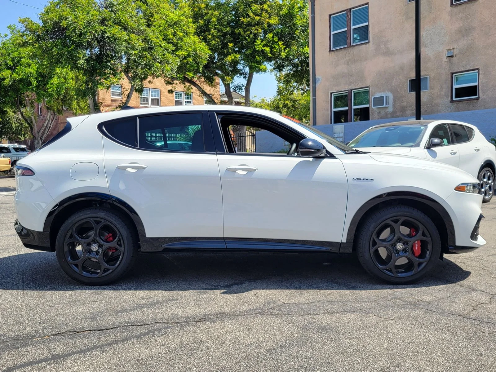 Used 2026 White Alfa Romeo Base image 31