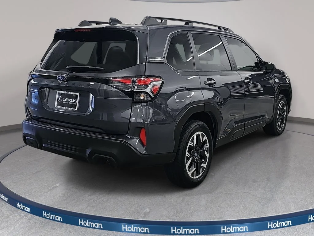 Used 2025 Gray Subaru Premium image 6
