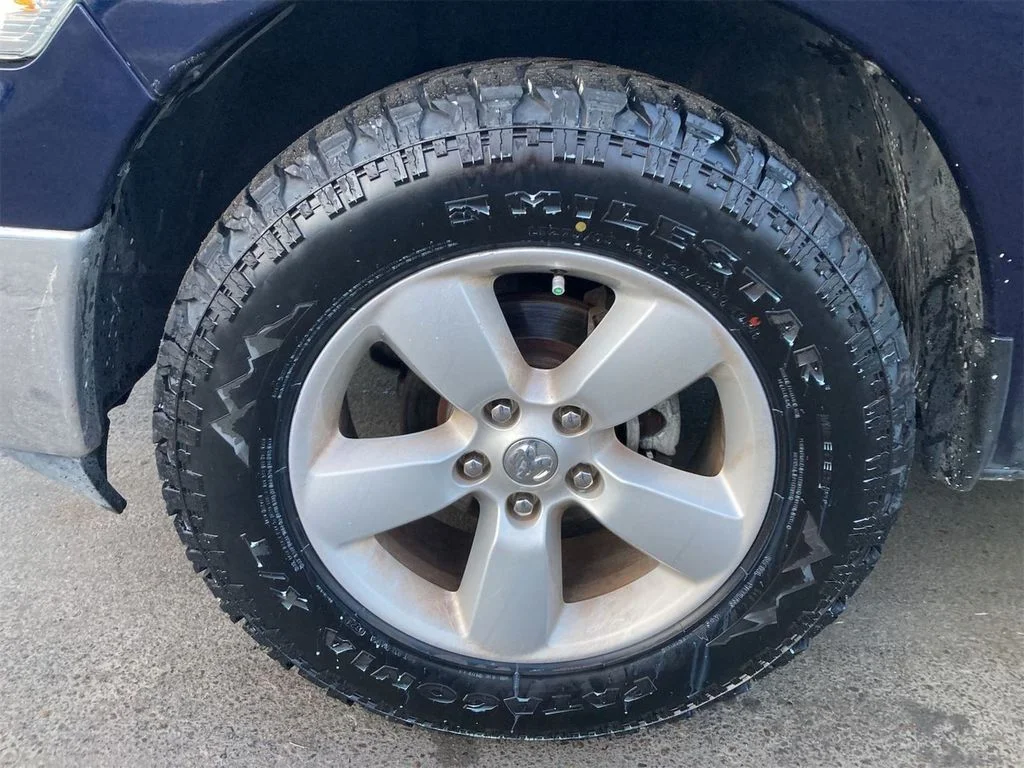 Used 2019 True Blue Pearl Ram SLT image 7