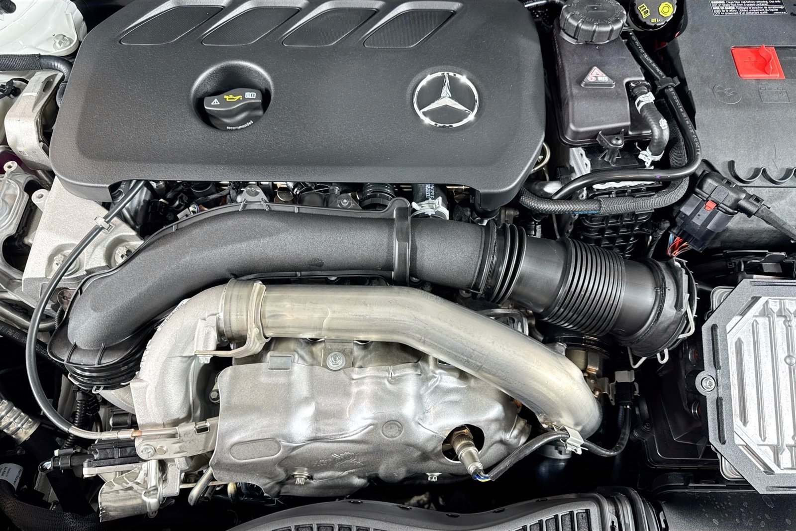 Certified Used 2026 Polar White Mercedes-Benz GLA 250 image 28
