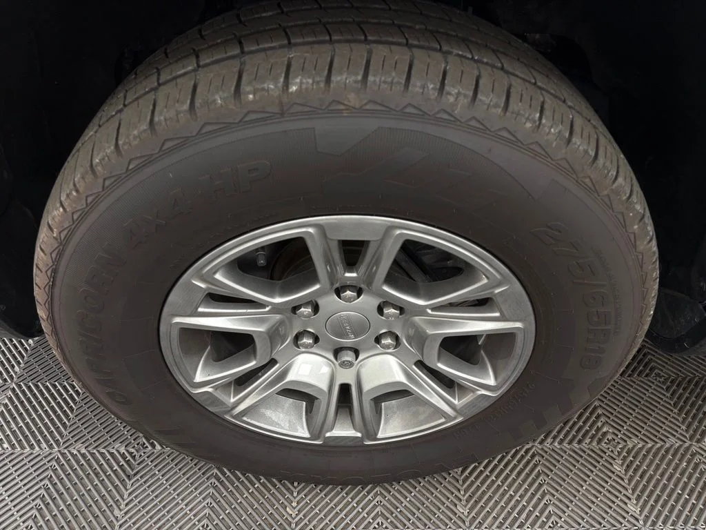 Used 2023 Bright White Clearcoat Jeep Base image 14
