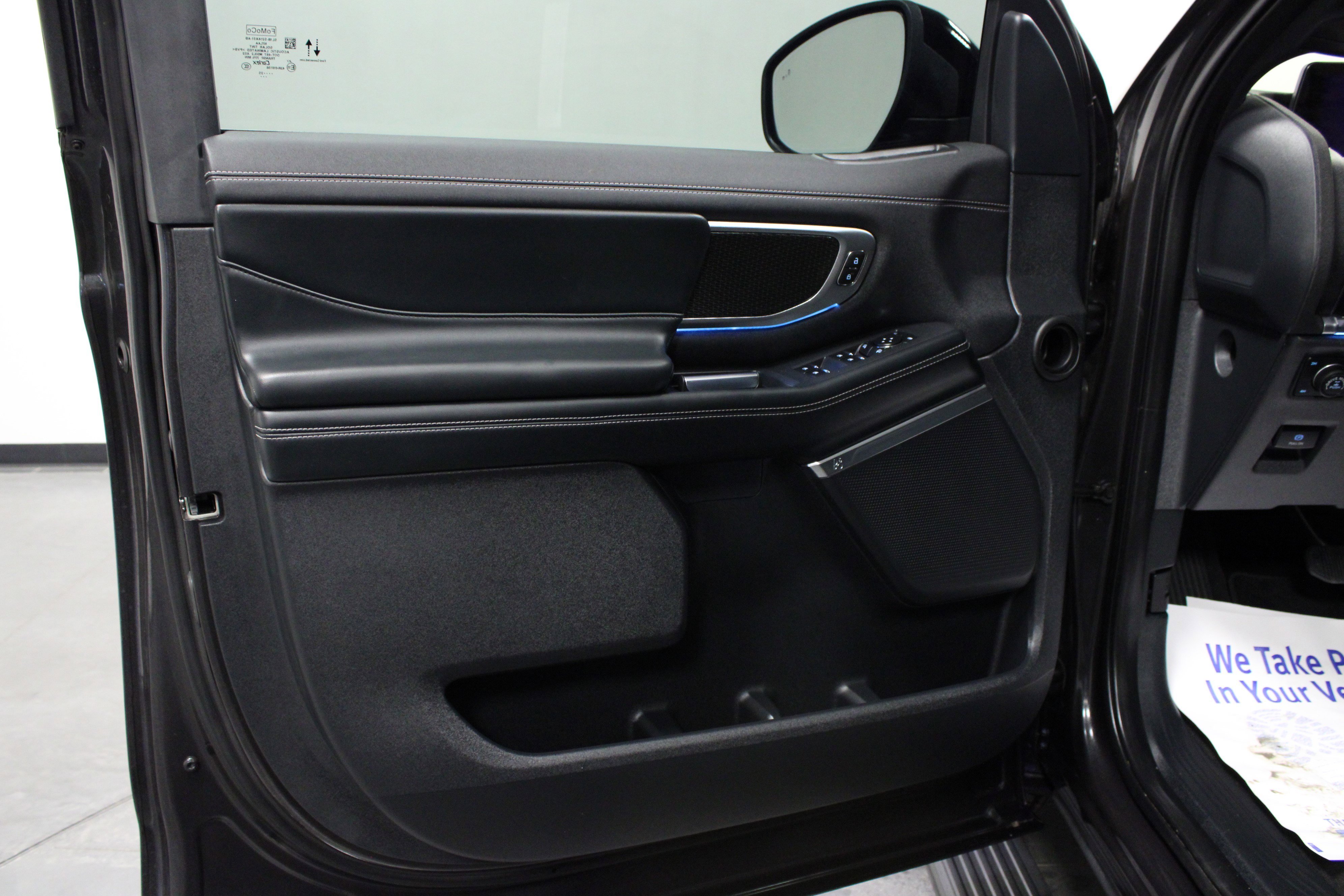 Used 2025 Gray Metallic Ford Platinum image 11
