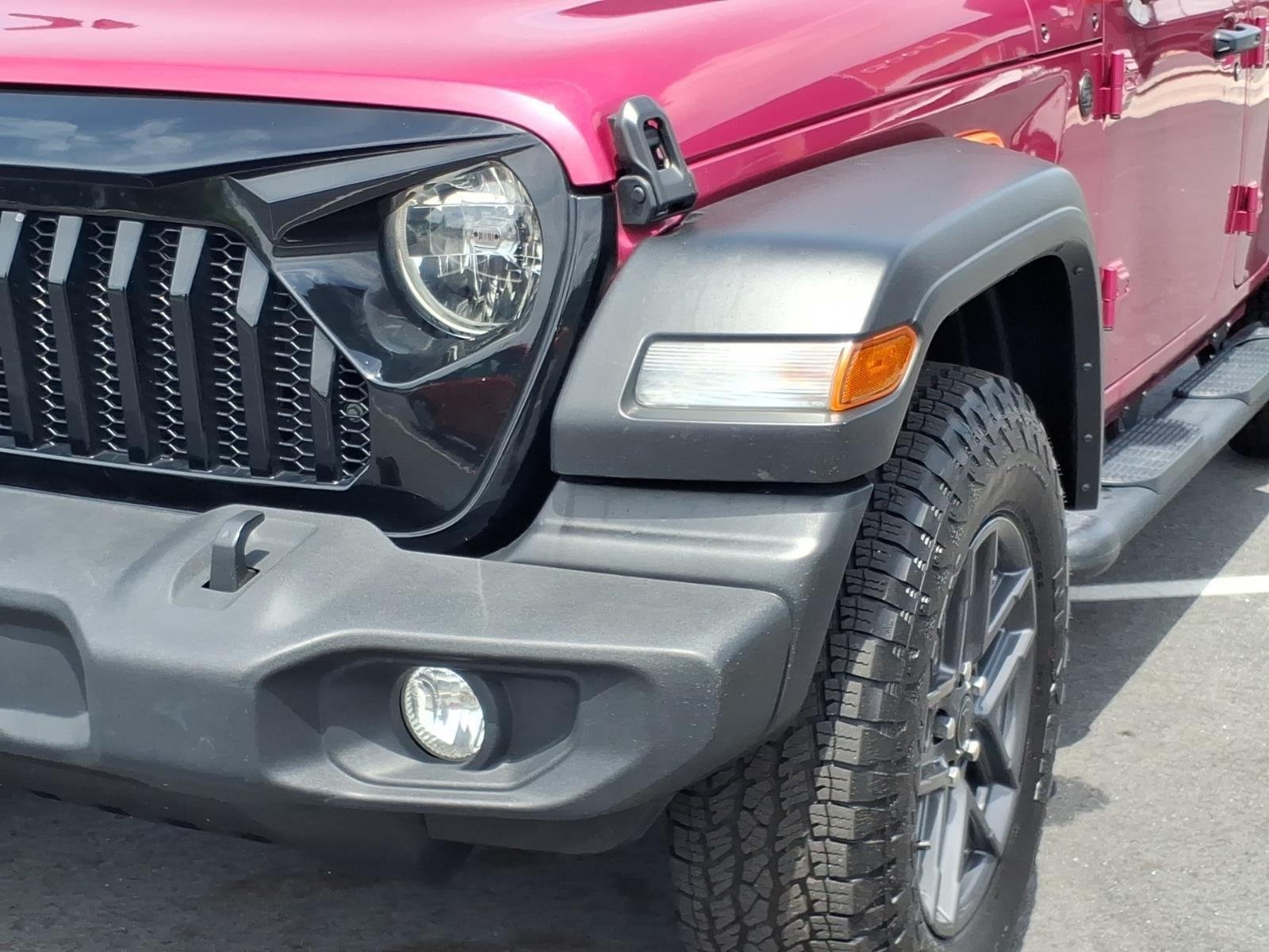 Used 2022 Limited Edition Tuscadero Pearlcoat Jeep Unlimited Sport S image 14
