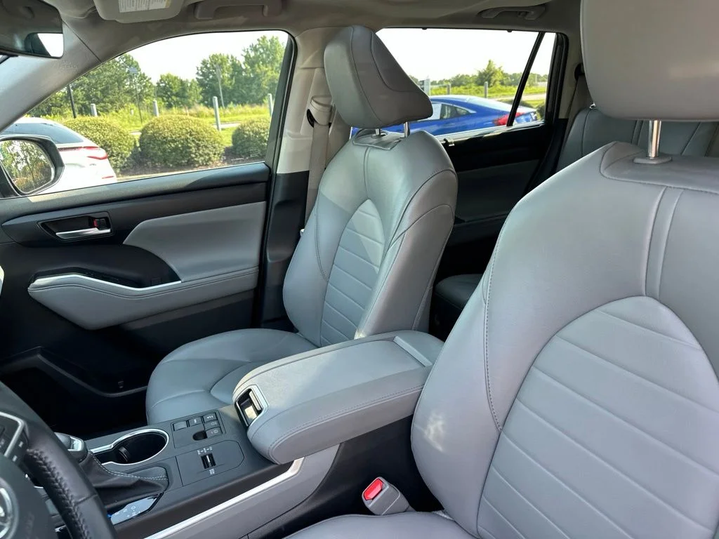 Used 2023 Magnetic Gray Metallic Toyota XLE image 26