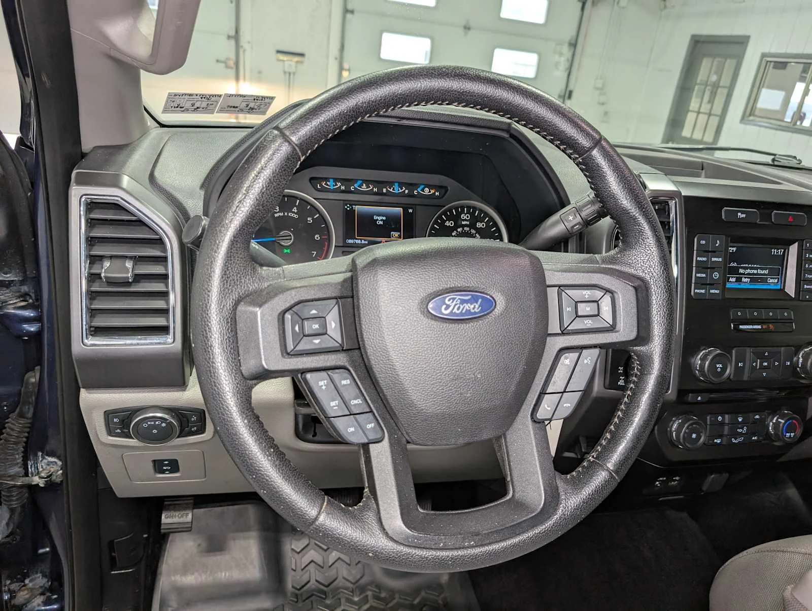 Used 2015 Blue Jeans Metallic Ford XLT image 26