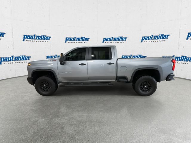 Used 2025 Gray Chevrolet ZR2 image 6