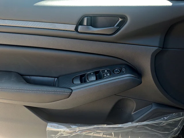 New 2026 Super Black Nissan SV image 8