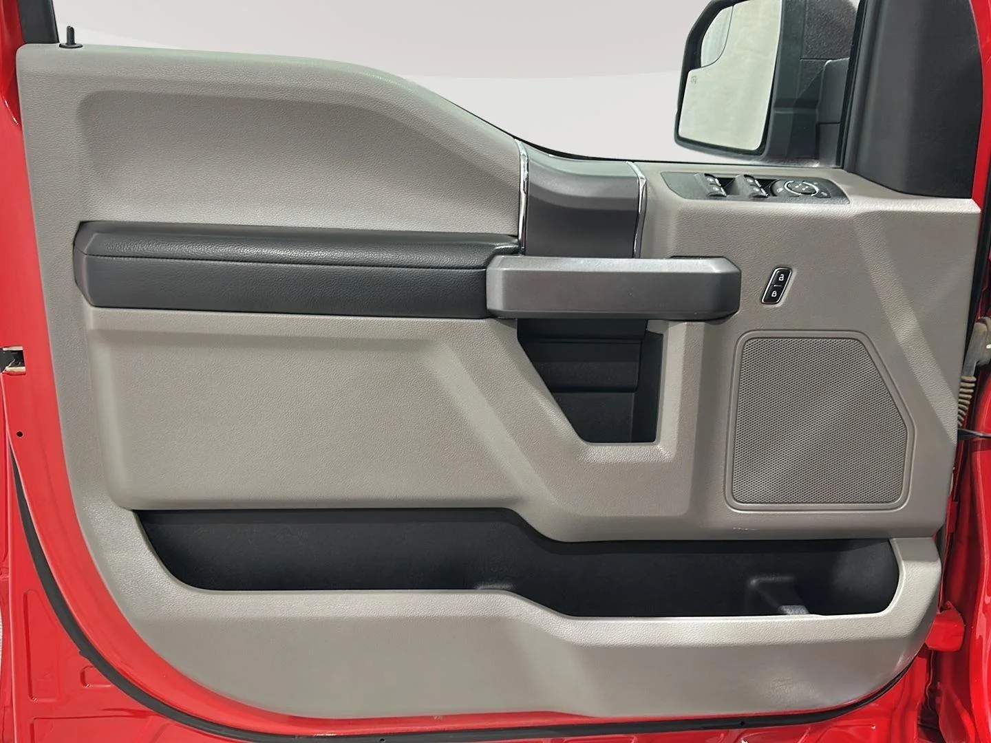 Used 2018 Race Red Ford XL image 17