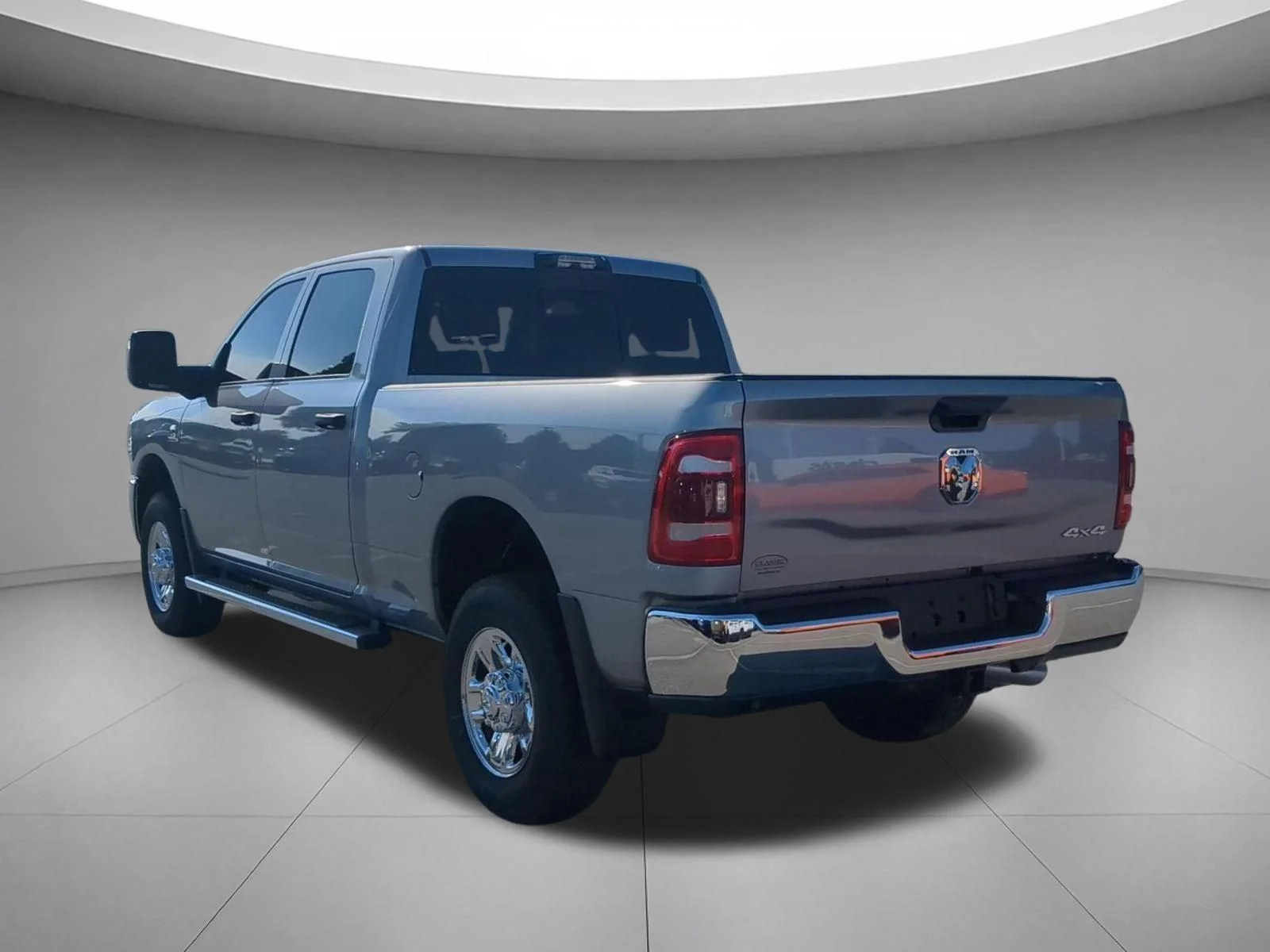 Used 2024 Billet Silver Metallic Clearcoat Ram Tradesman image 3