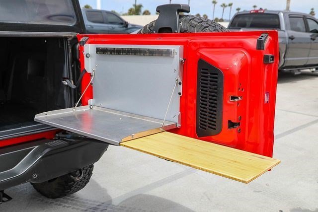 Used 2021 Race Red Ford Badlands image 27