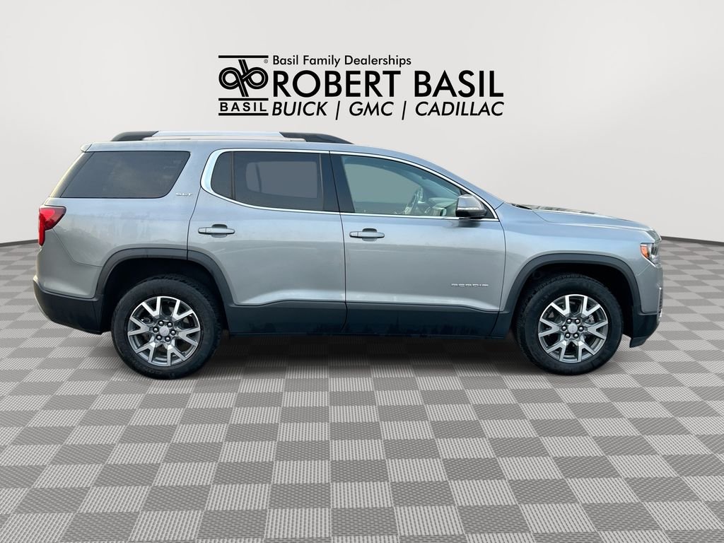 Used 2023 Silver GMC SLT image 9
