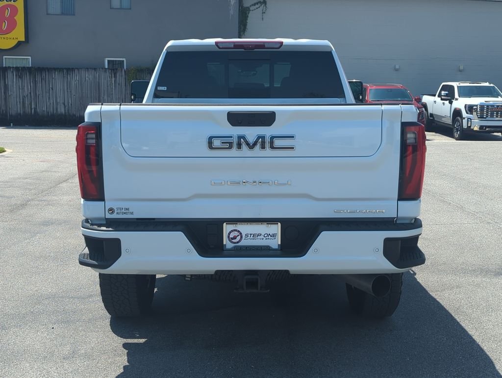 Used 2026 White GMC Denali Ultimate image 5