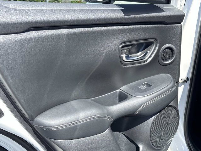 2024 Honda HR-V EX-L - Photo 12