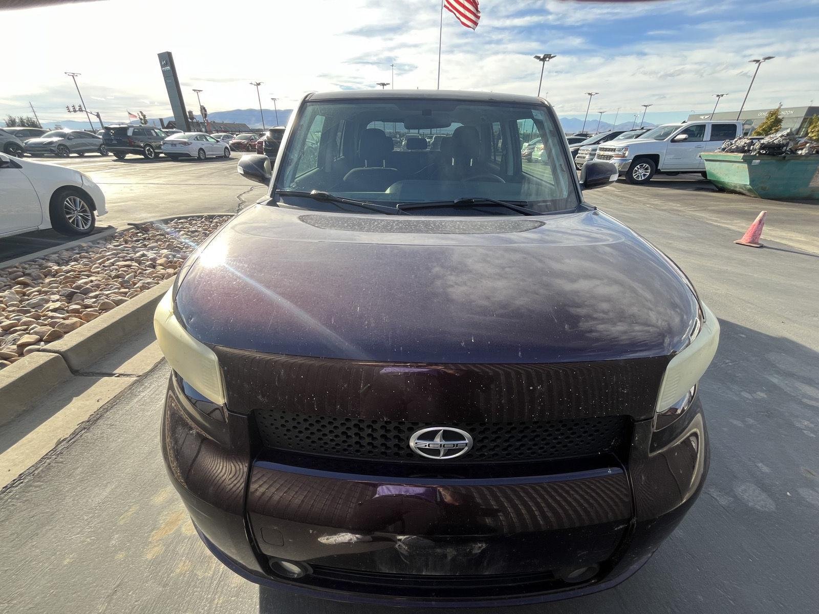Used 2008  scion 5dr Wgn Man (Natl) image 2