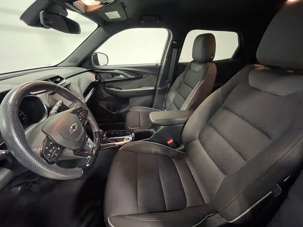 Used 2023 Crimson Metallic Chevrolet RS image 3