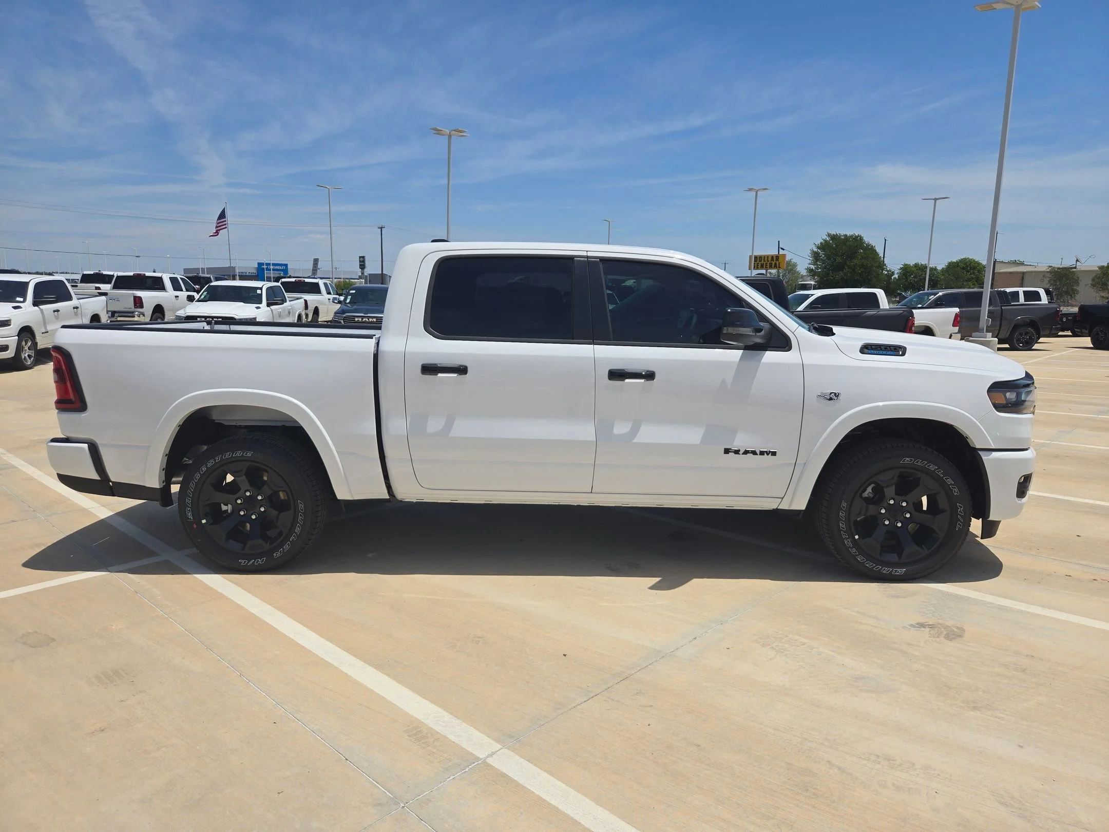 New 2026 Bright White Clear-Coat Exterior Paint RAM Big Horn/Lone Star image 2