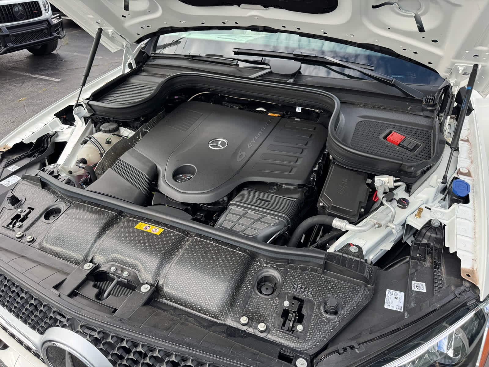 New 2026 Polar White Mercedes-Benz GLE 450 image 13