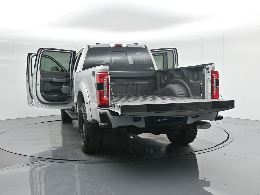 New 2026 Avalanche Ford Lariat image 42