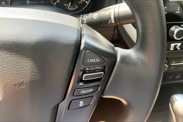 Used 2025 Gray Nissan SV image 17