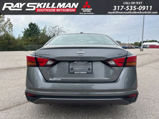 Used 2024 Gray Nissan 2.5 SV image 6