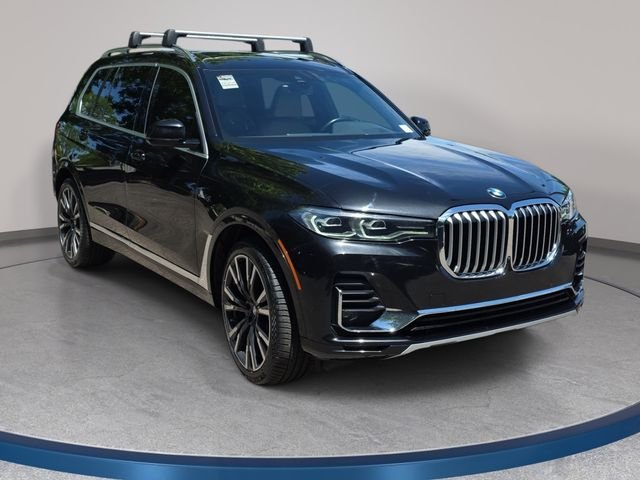 Used 2021 Black BMW xDrive40i image 4