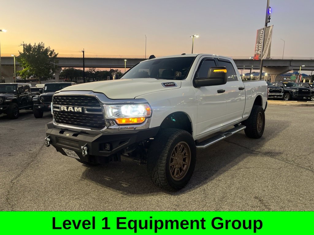 Used 2023 White Ram Big Horn image 3