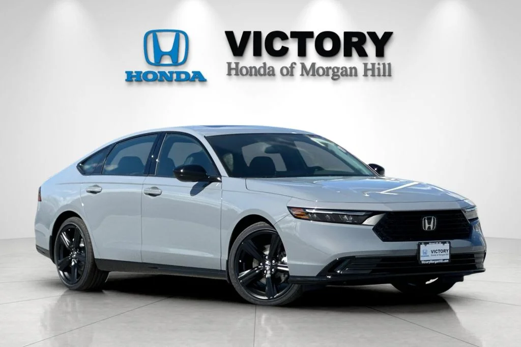 New 2026 Urban Gray Pearl Honda Sport-L image 2