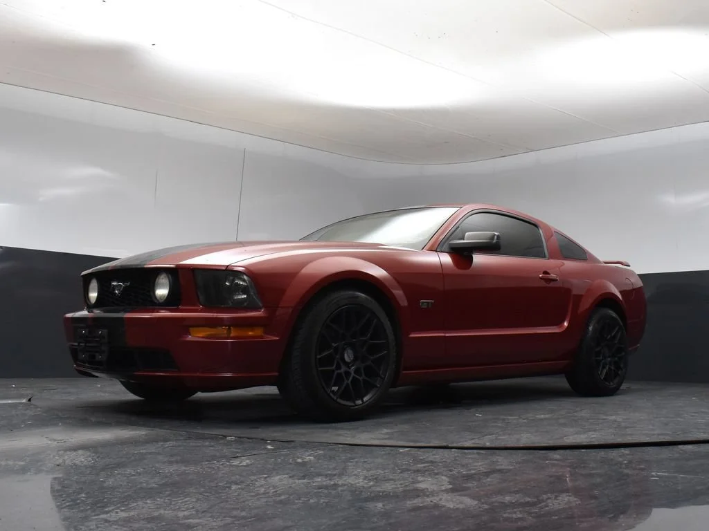 Used 2008 Red Ford GT Premium image 12