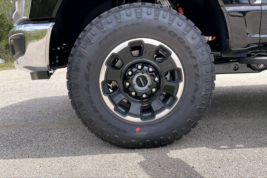 New 2026 Ford Super Duty F-250 Lariat 4D Crew Cab