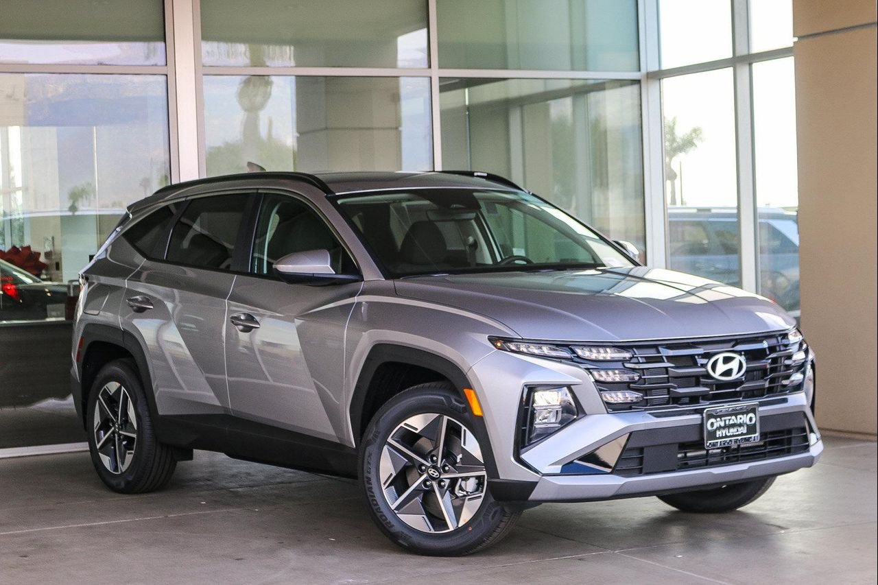 New 2026 Silver Hyundai SEL image 30