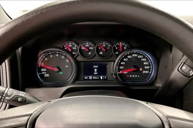 Used 2023 Cardinal Red GMC Pro image 27
