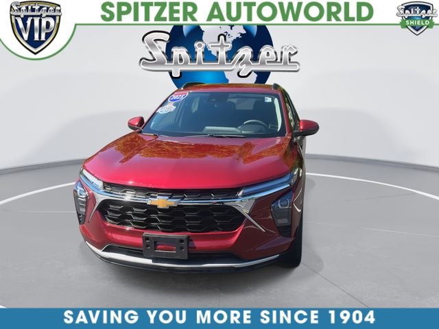 Used 2025 Red Chevrolet LT image 3
