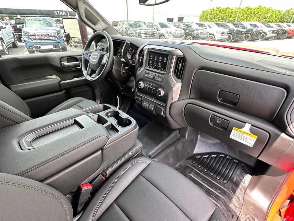 2026 GMC Sierra 3500HD Pro - Photo 13
