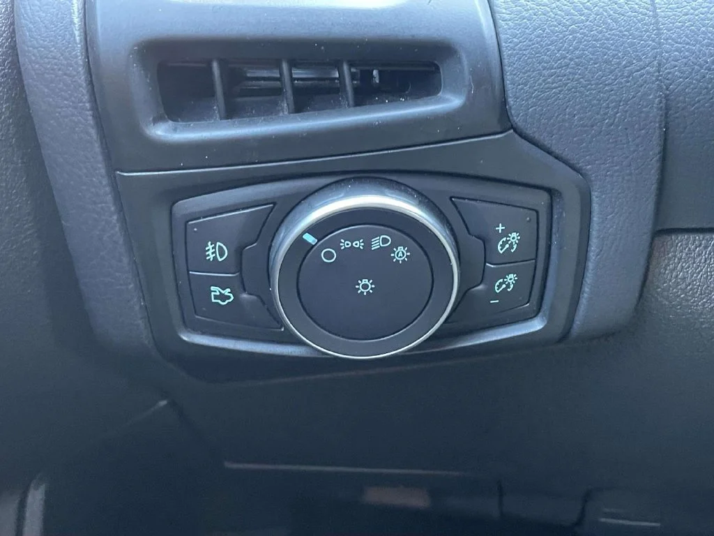 Used 2018 Blue Ford ST image 28