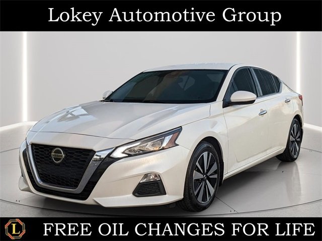 2022 Nissan Altima SV