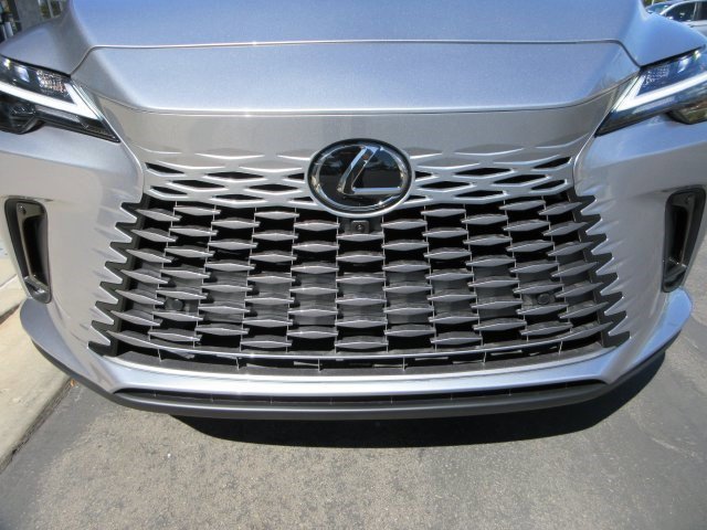 New 2026 Iridium Lexus PREMIUM PLUS image 23
